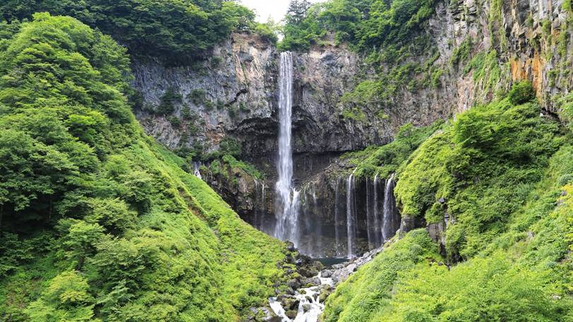 華厳の滝